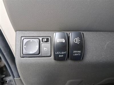 2006 Nissan Xterra X - Photo 20 - Oregon City, OR 97045