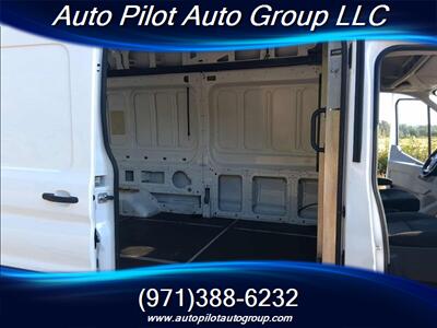 2019 Ford Transit 350 HD   - Photo 12 - Oregon City, OR 97045