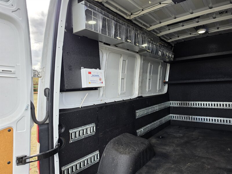 2016 Mercedes-Benz Sprinter 3500 - Photo 16 - Oregon City, OR 97045