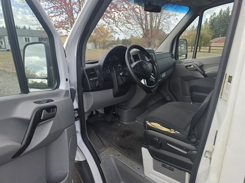 2016 Mercedes-Benz Sprinter 3500 - Photo 9 - Oregon City, OR 97045