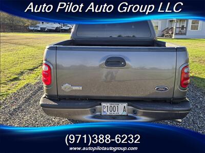 2002 Ford F-150 Harley-Davidson - Photo 3 - Oregon City, OR 97045