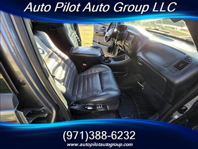 2002 Ford F-150 Harley-Davidson - Photo 10 - Oregon City, OR 97045