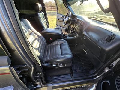 2002 Ford F-150 Harley-Davidson   - Photo 10 - Oregon City, OR 97045