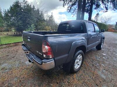 2011 Toyota Tacoma V6 - Photo 5 - Oregon City, OR 97045