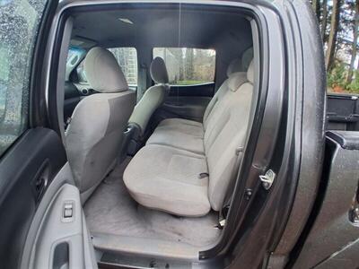 2011 Toyota Tacoma V6 - Photo 8 - Oregon City, OR 97045