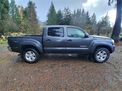 2011 Toyota Tacoma V6 - Photo 1 - Oregon City, OR 97045