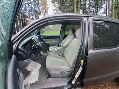 2011 Toyota Tacoma V6 - Photo 7 - Oregon City, OR 97045