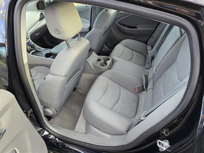 2016 Chevrolet Volt LT   - Photo 12 - Oregon City, OR 97045