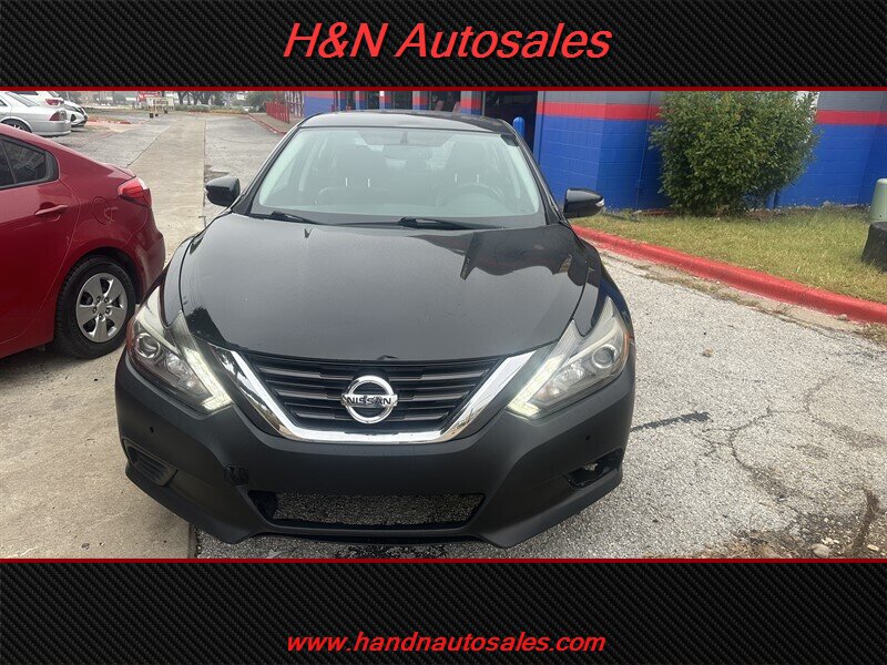 2017 Nissan Altima 3.5 SR - Photo 1 - Dallas, TX 75237