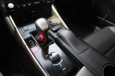 2014 Lexus IS 350 - Photo 18 - Roseville, CA 95678