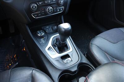 2015 Jeep Cherokee Trailhawk   - Photo 18 - Roseville, CA 95678
