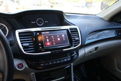 2017 Honda Accord EX   - Photo 13 - Roseville, CA 95678