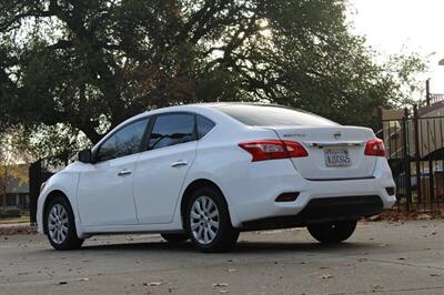 2019 Nissan Sentra S   - Photo 7 - Roseville, CA 95678