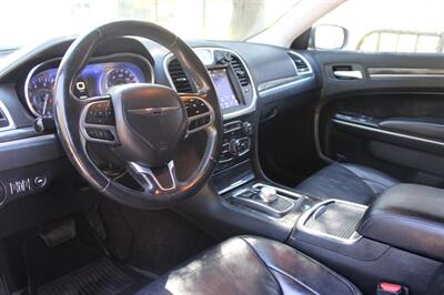 2019 Chrysler 300 Touring - Photo 10 - Roseville, CA 95678