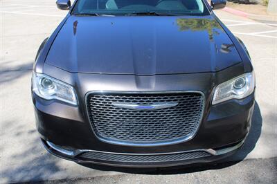 2019 Chrysler 300 Touring - Photo 22 - Roseville, CA 95678