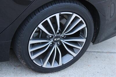 2018 Kia Stinger Premium   - Photo 8 - Roseville, CA 95678