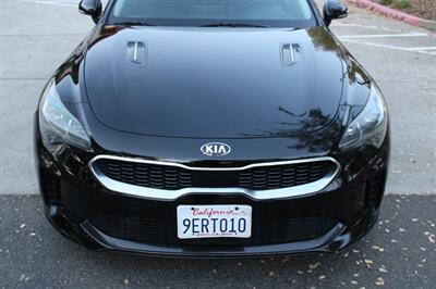 2018 Kia Stinger Premium   - Photo 30 - Roseville, CA 95678