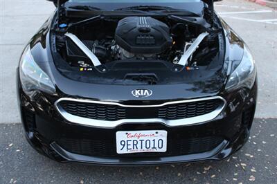 2018 Kia Stinger Premium   - Photo 31 - Roseville, CA 95678