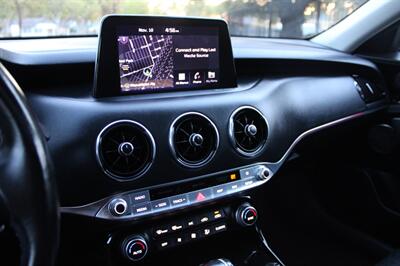 2018 Kia Stinger Premium   - Photo 19 - Roseville, CA 95678