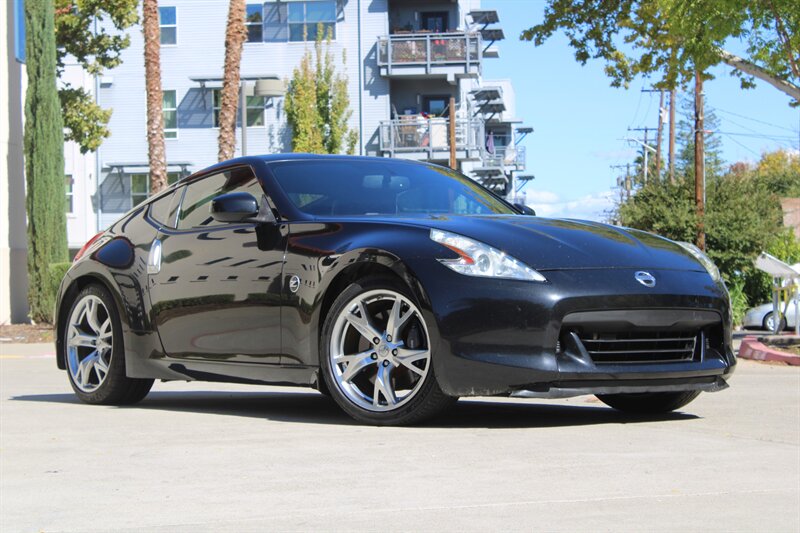 2011 Nissan 370Z Touring - Photo 1 - Roseville, CA 95678