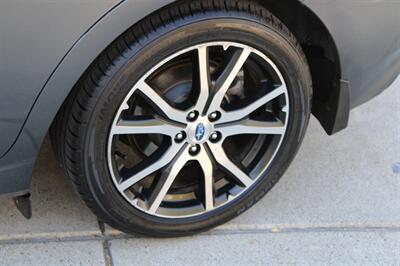 2017 Subaru Impreza Limited   - Photo 8 - Roseville, CA 95678