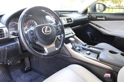 2016 Lexus IS 200t   - Photo 12 - Roseville, CA 95678