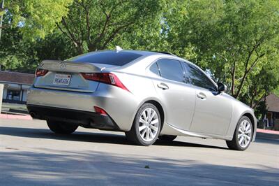 2016 Lexus IS 200t   - Photo 5 - Roseville, CA 95678
