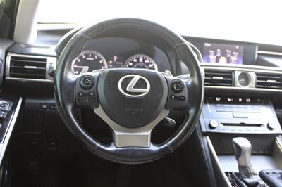 2016 Lexus IS 200t   - Photo 14 - Roseville, CA 95678