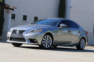 2016 Lexus IS 200t   - Photo 3 - Roseville, CA 95678