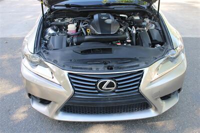 2016 Lexus IS 200t   - Photo 26 - Roseville, CA 95678