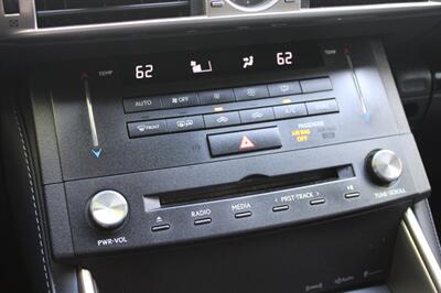 2016 Lexus IS 200t   - Photo 20 - Roseville, CA 95678