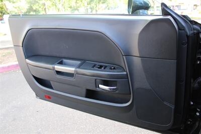 2014 Dodge Challenger R/T   - Photo 9 - Roseville, CA 95678