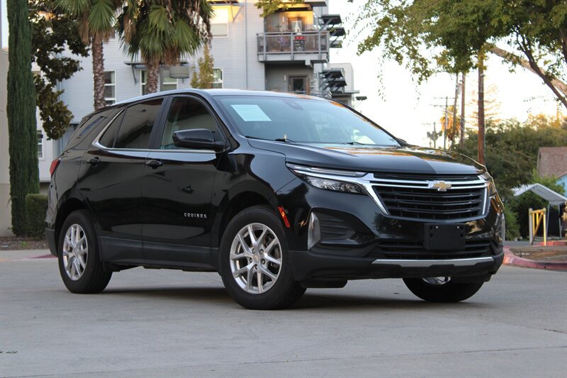 2022 Chevrolet Equinox LT   - Photo 1 - Roseville, CA 95678