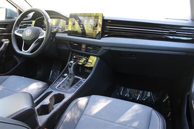 2025 Volkswagen Jetta SE - Photo 21 - Roseville, CA 95678
