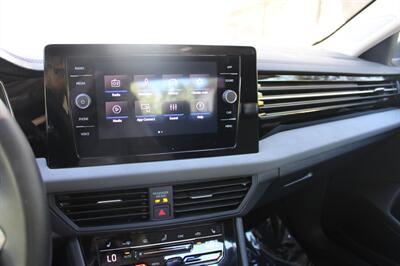 2025 Volkswagen Jetta SE - Photo 17 - Roseville, CA 95678