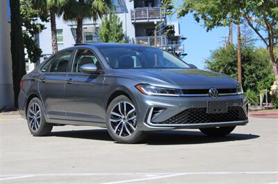 2025 Volkswagen Jetta SE - Photo 1 - Roseville, CA 95678