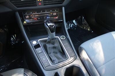 2025 Volkswagen Jetta SE - Photo 19 - Roseville, CA 95678