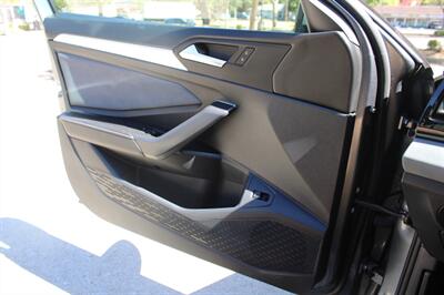 2025 Volkswagen Jetta SE - Photo 10 - Roseville, CA 95678