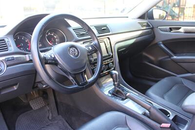 2017 Volkswagen Passat 1.8T Comfortline   - Photo 11 - Roseville, CA 95678