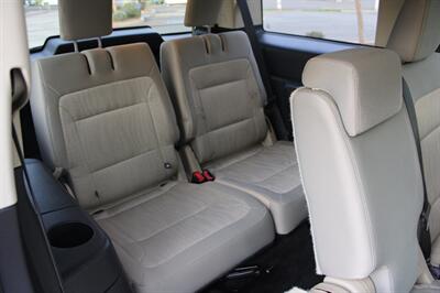 2015 Ford Flex SEL   - Photo 18 - Roseville, CA 95678