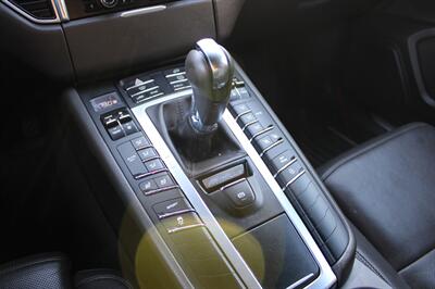 2015 Porsche Macan S   - Photo 19 - Roseville, CA 95678