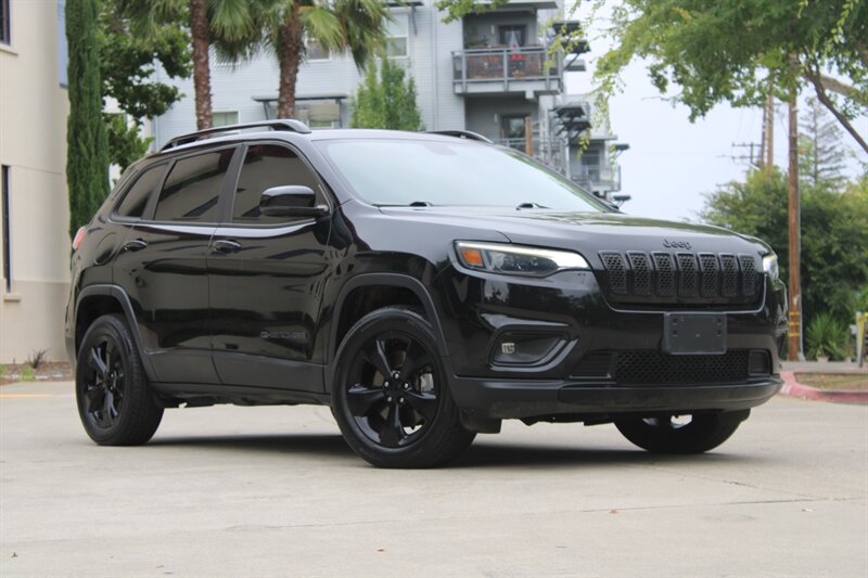 2020 Jeep Cherokee Altitude   - Photo 1 - Roseville, CA 95678