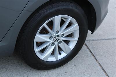 2015 Volkswagen Golf TSI S - Photo 8 - Roseville, CA 95678