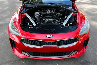 2018 Kia Stinger GT2   - Photo 33 - Roseville, CA 95678