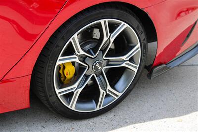 2018 Kia Stinger GT2   - Photo 10 - Roseville, CA 95678