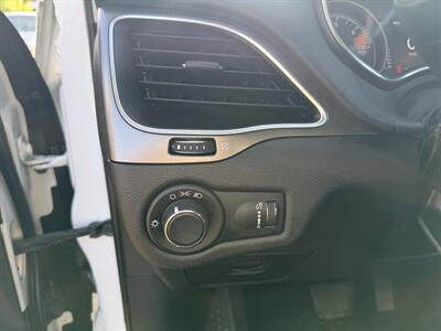2019 Jeep Cherokee Sport   - Photo 15 - Edmonton, AB T5S 1P8