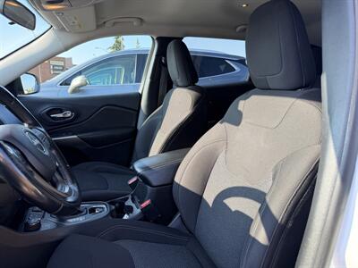 2019 Jeep Cherokee Sport   - Photo 10 - Edmonton, AB T5S 1P8