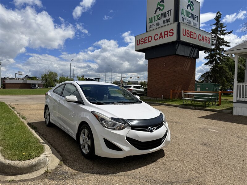 White 2014 Hyundai Elantra Coupe SE FWD Coupe 6-Speed Automatic