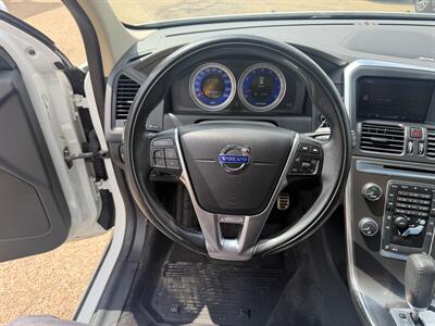 2012 Volvo XC60 T6 R-Design Platinum  ONE OWNER - Photo 14 - Edmonton, AB T5S 1P8