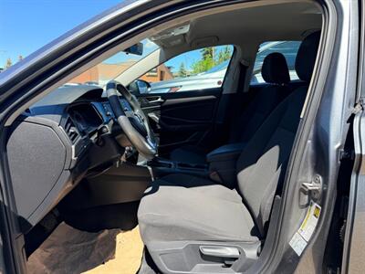 2019 Volkswagen Jetta Comfortline   - Photo 9 - Edmonton, AB T5S 1P8